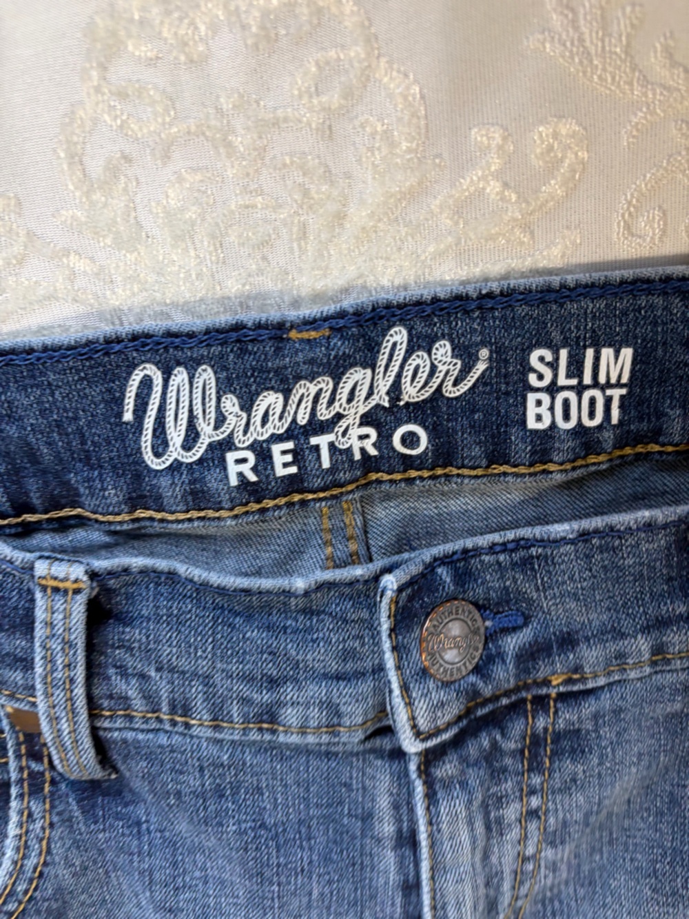 Wrangler Retro Slim Bootcut Jeans Size 33 x 29 - Picture 6 of 9